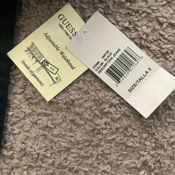 GUESS Jeans - Picture 6 of 6